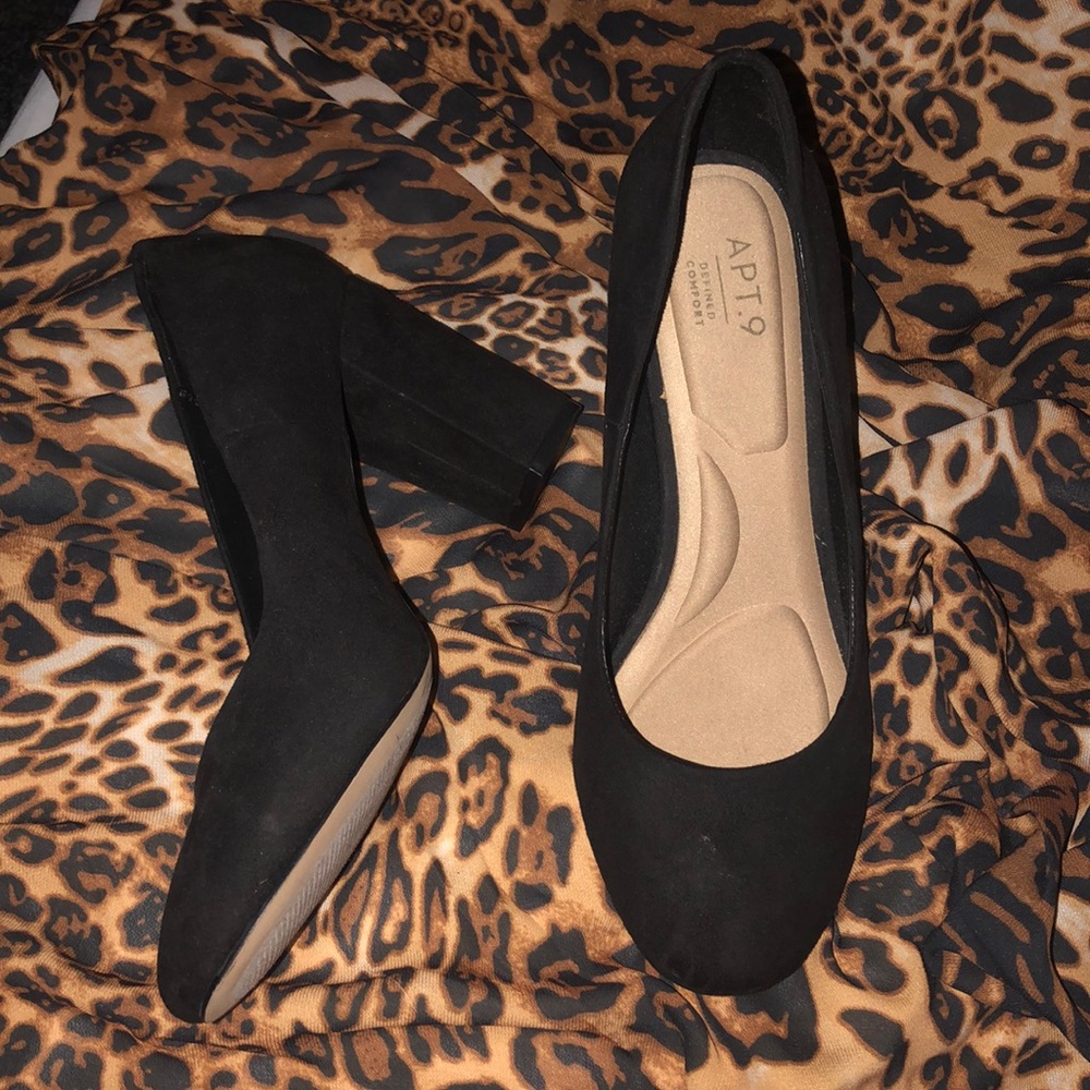 APT.9 defined comfort block heels